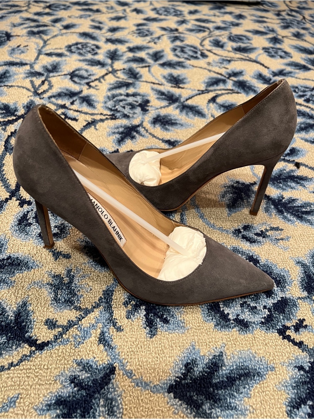 Manolo Blahnik Gray Suede BB 105 Pumps - Picture 2 of 9
